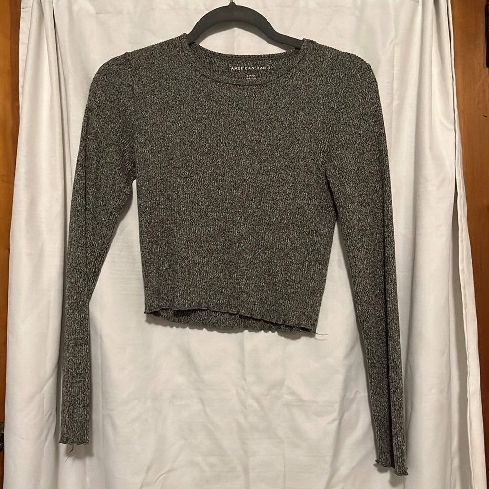 AE Cropped Long-Sleeve